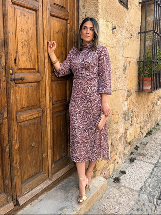 Vestido liso em chiffon castanho | Andreia 