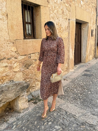 Vestido liso em chiffon castanho | Andreia 