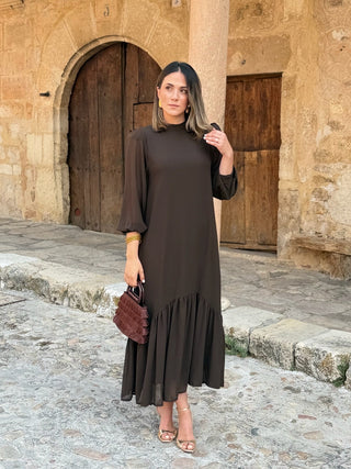 Vestido liso em chiffon castanho | Andreia 