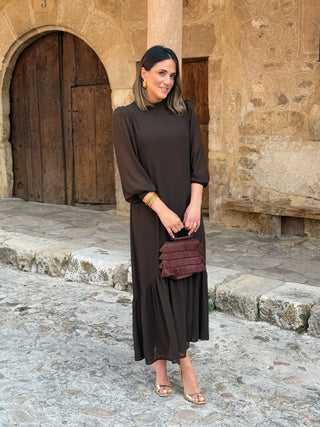Vestido liso em chiffon castanho | Andreia 