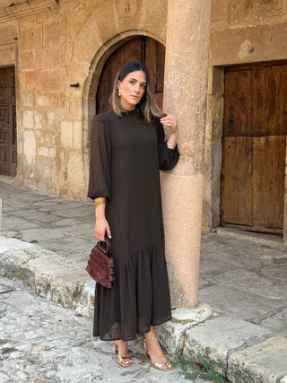 Vestido liso em chiffon castanho | Andreia 
