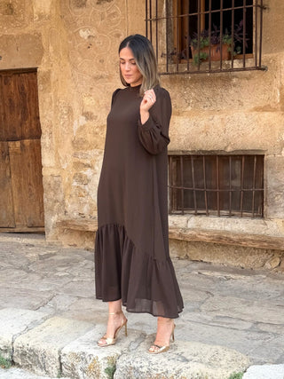 Vestido liso em chiffon castanho | Andreia 