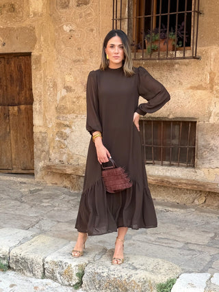 Vestido liso em chiffon castanho | Andreia 