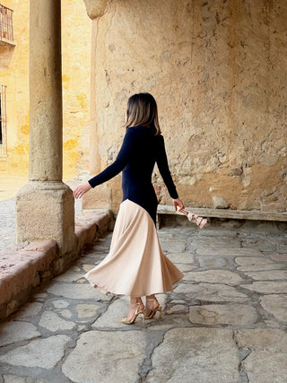 Vestido liso em chiffon castanho | Andreia 