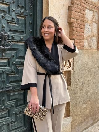Conjunto Chaqueta y pantalón Beige | Tilo