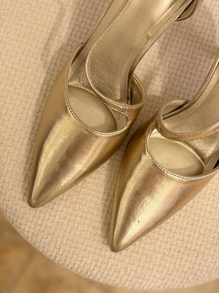 Zapato salón dorado | Gabriela