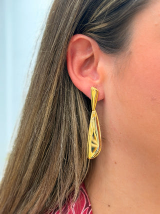 Double pearl necklace