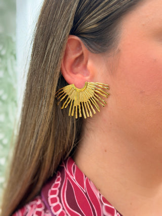 Double pearl necklace