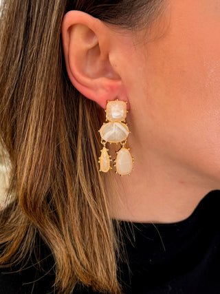 Double pearl necklace