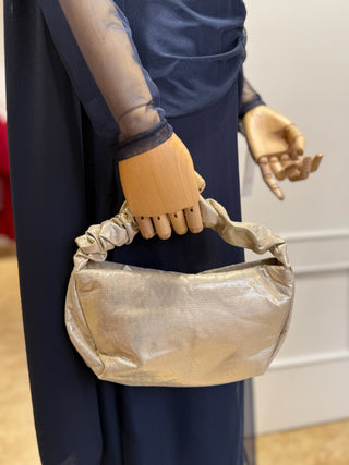 Bolso dorado efecto arrugado |Mimi