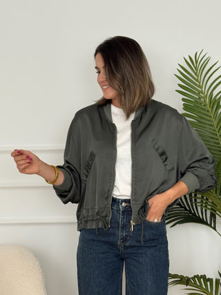 Bomber verde  | Mila
