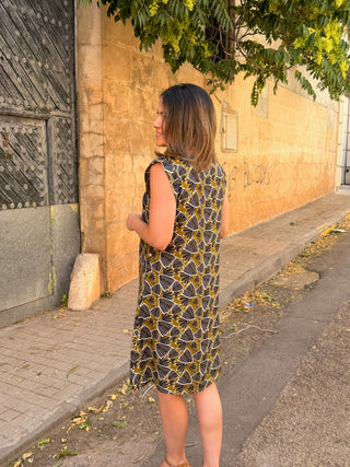Vestido verde com bordado em relevo | Tribal 