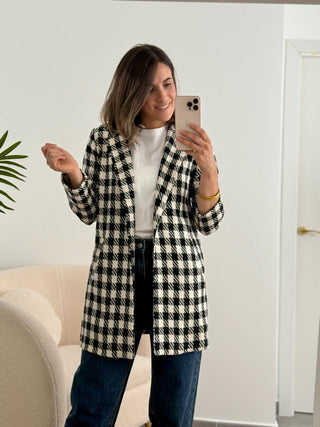 Abrigo pata de gallo negro | Muli - Alalá Moda Mujer