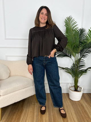 Blusa tachuelas marrón | Mery - Alalá Moda Mujer