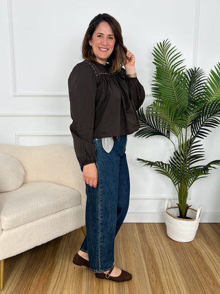 Blusa tachuelas marrón | Mery - Alalá Moda Mujer