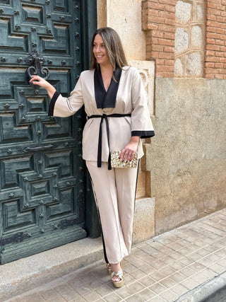 Conjunto Chaqueta y pantalón Beige | Tilo - Alalá Moda Mujer