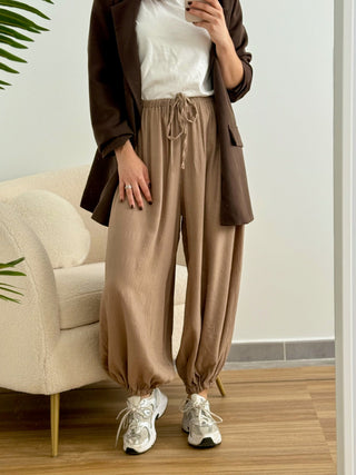 Pantalón bombacho puño beige | Olivia - Alalá Moda Mujer